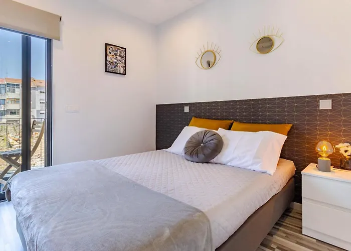 Apartment Host Wise - Amadeo Vila Nova de Gaia