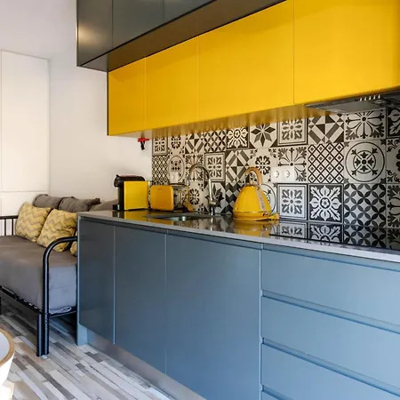 Host Wise - Amadeo شقة *