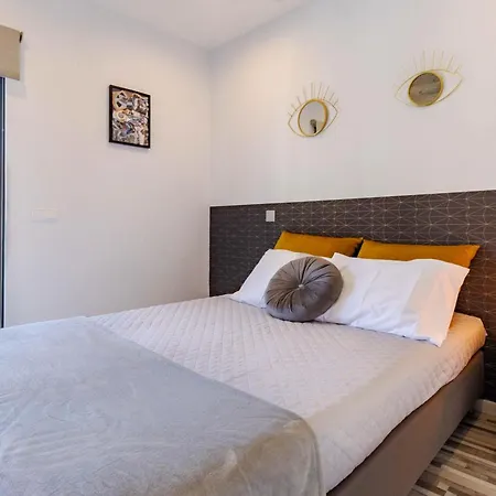 公寓 Host Wise - Amadeo 加亚新城