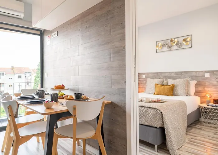 Host Wise - Amadeo * Vila Nova de Gaia